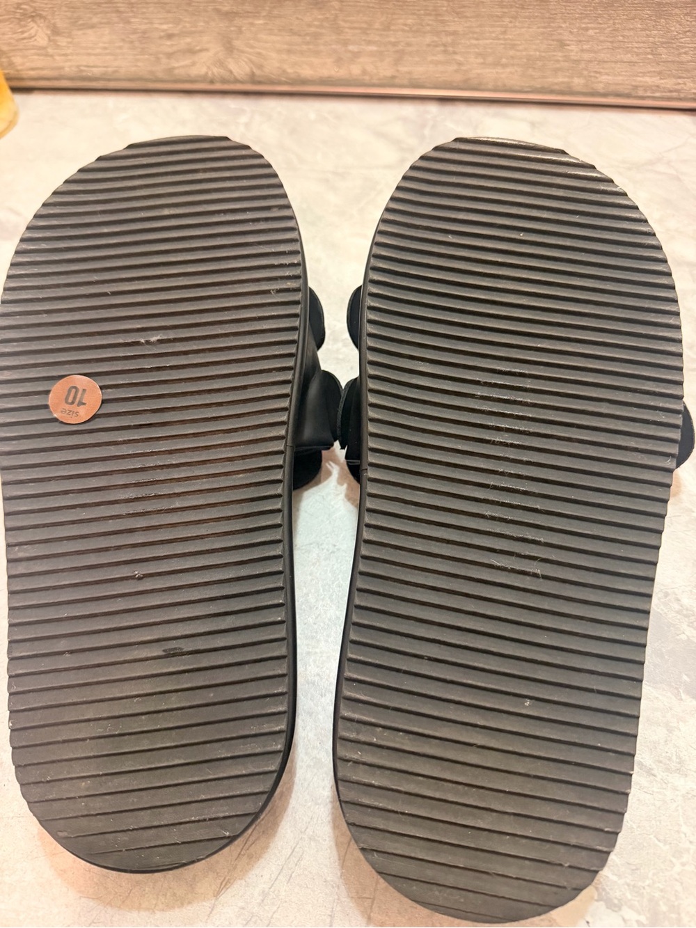 FARM Rio Black Floral Cutout Slide Sandals - Picture 8 of 8